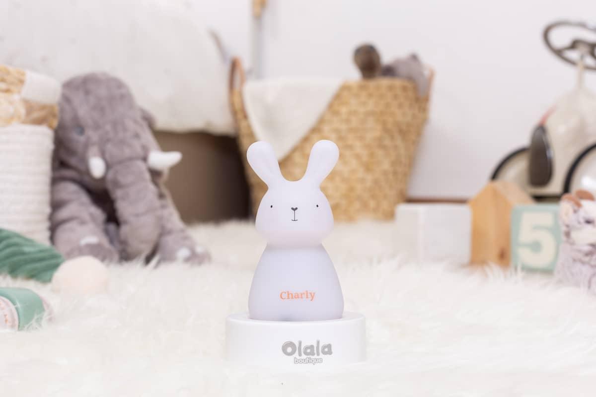 Olala Rabbit solo éjszakai fény fehér,kék,pink