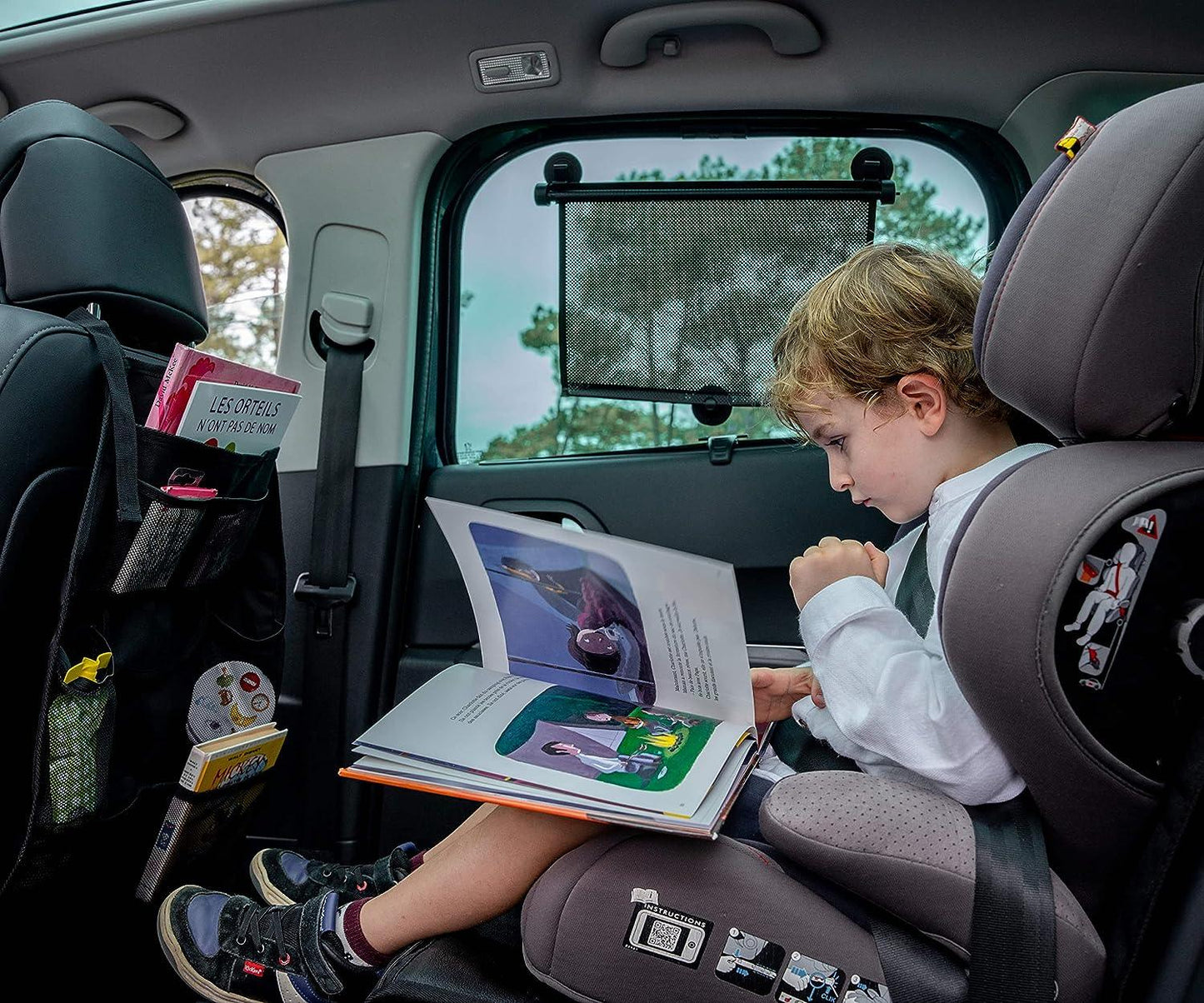 Ezimoov Travel plus autós ülésvédő háttámlára